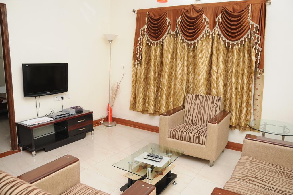 Maple Suites Bangalore Exteriör bild